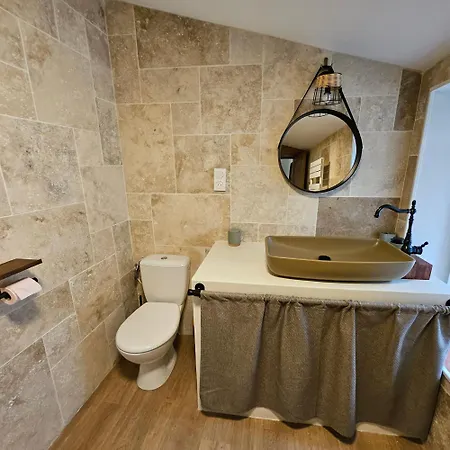2 Au Bord Du Canal Du Midi Carcassonne Apartment *